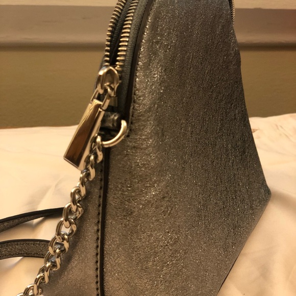 Michael Kors metallic crossbody - Picture 4 of 7